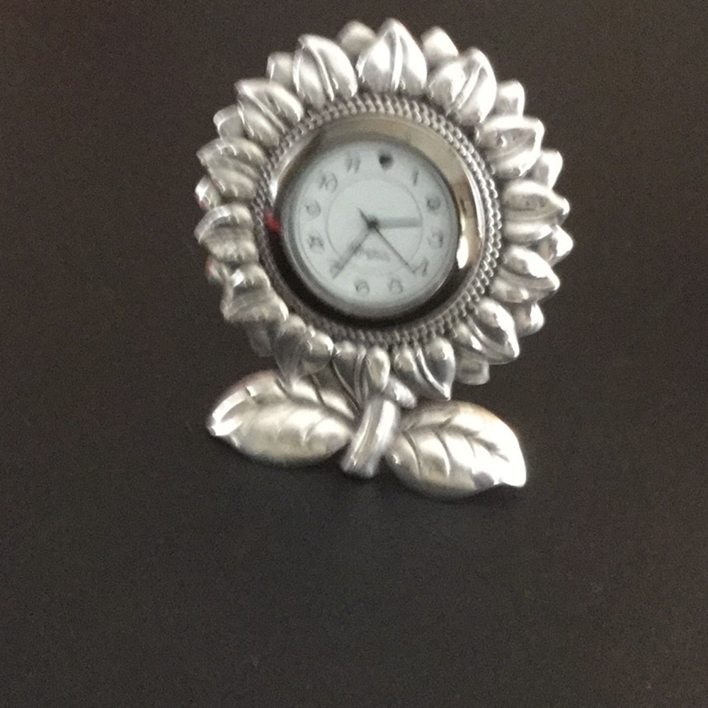 Brighton small clock